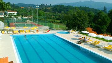 Indoor pool, outdoor pool