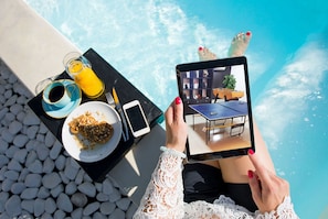 Daily buffet breakfast for a fee - Sai Rougn Residence (Patong)