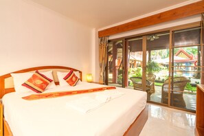 Apartemen Superior, 3 kamar tidur, akses ke kolam renang, di pinggir kolam renang | Pemandangan dari kamar