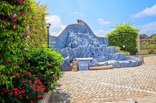 Bethel Heights Hotel