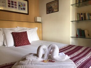 Comfort Studio | 1 bedroom, down duvets, in-room safe, desk