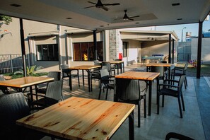 Ngoại thất
