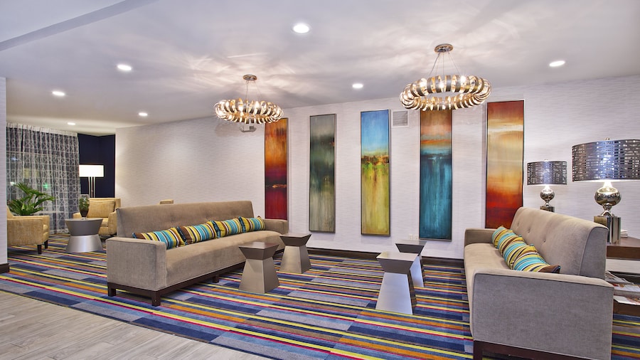 Holiday Inn Express & Suites Ann Arbor West by IHG