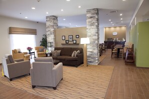 Lobby sitting area - Sleep Inn & Suites Belmont / St. Clairsville (Belmont)