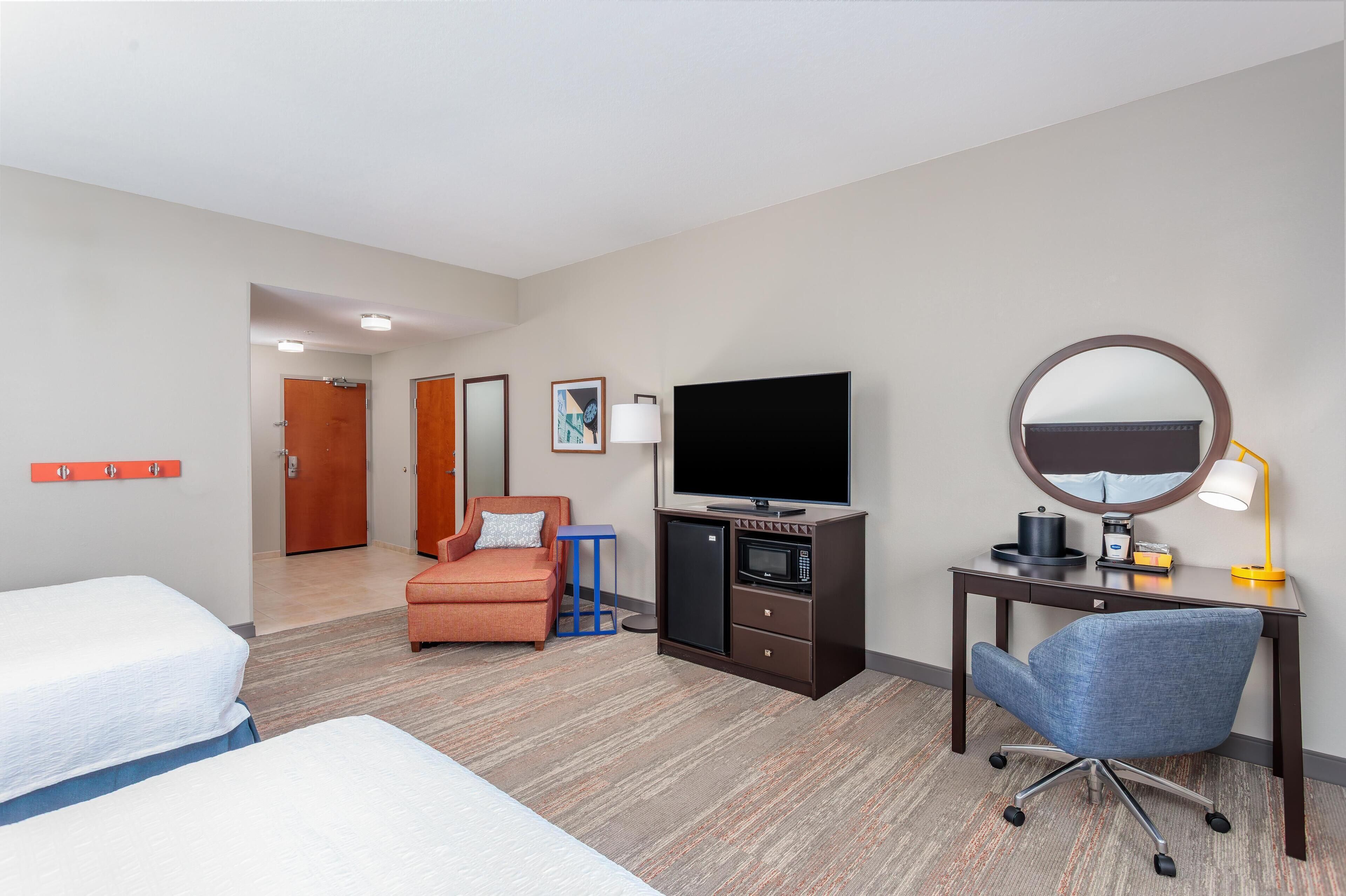 Room, 2 Queen Beds, Accessible, Non Smoking