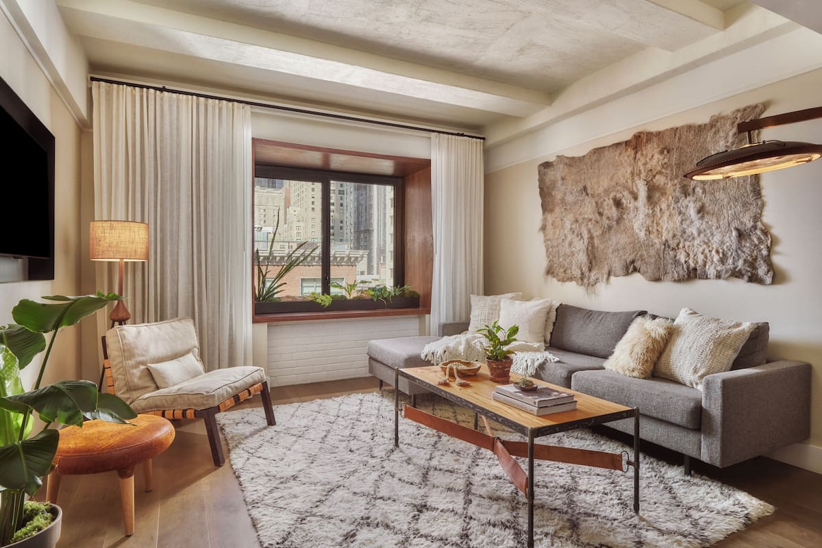 Suite | Area keluarga | Televisi LCD 55-inci dengan saluran TV kabel, TV, dan Netflix