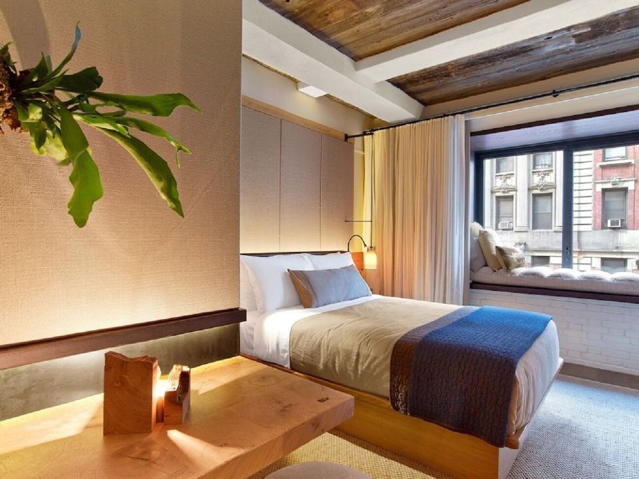 Literie hypoallergénique, minibar, coffres-forts dans les chambres