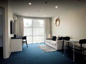 1 chambre, coffre-fort, bureau, système d’insonorisation