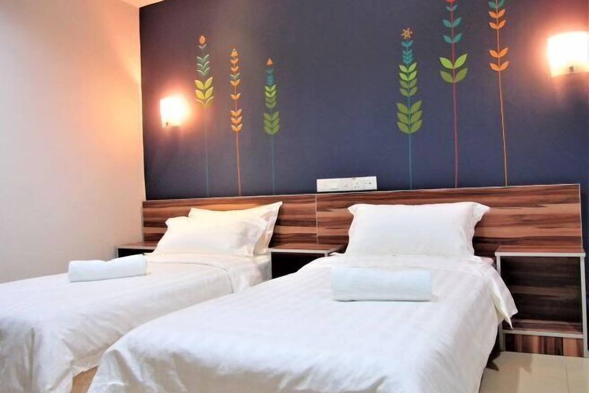 Coffre-fort, bureau, fer et planche Ă repasser, accĂšs au Wi-Fi (inclus)