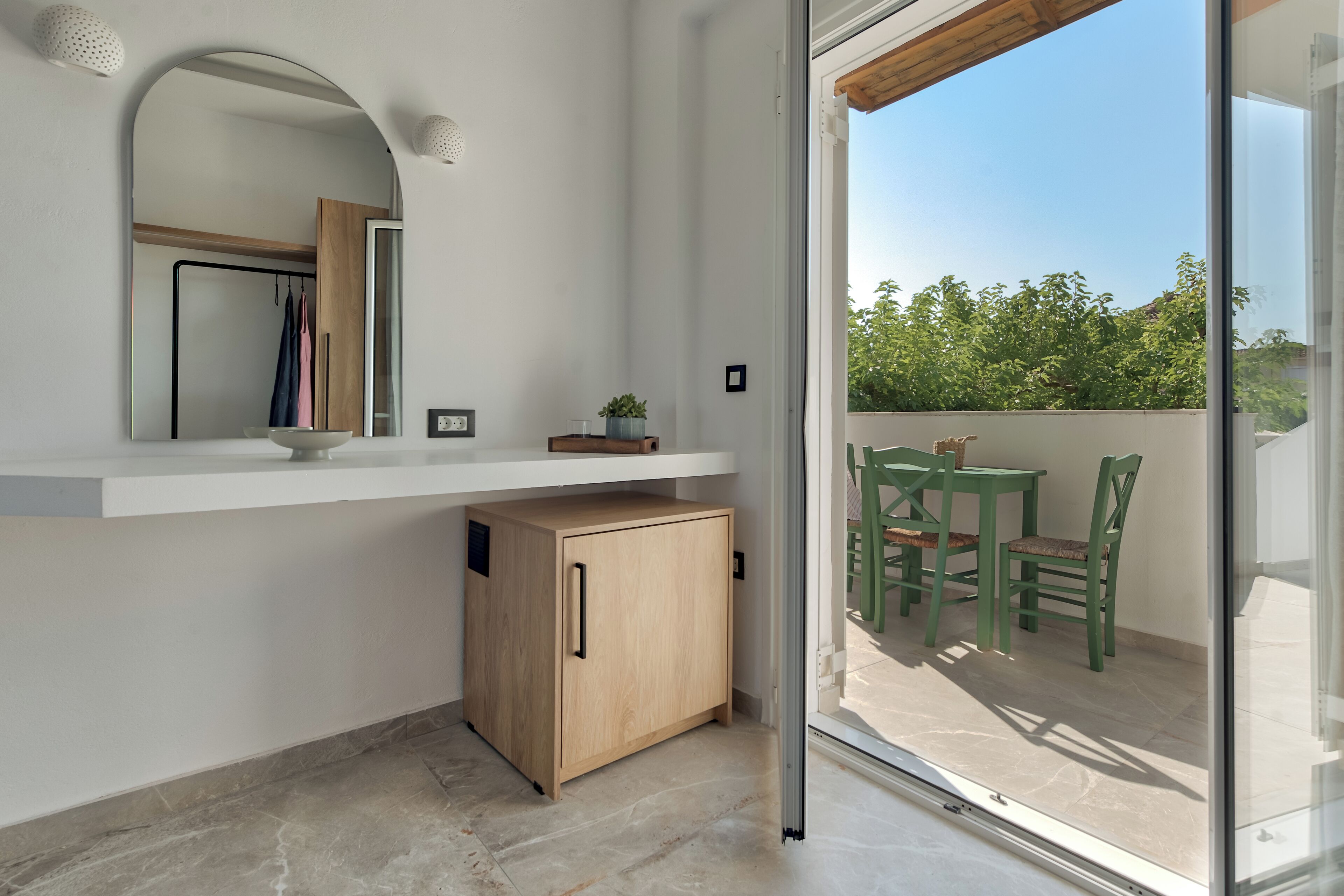 Deluxe Quadruple Room | Balcony