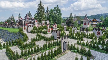 Children's play area - outdoor