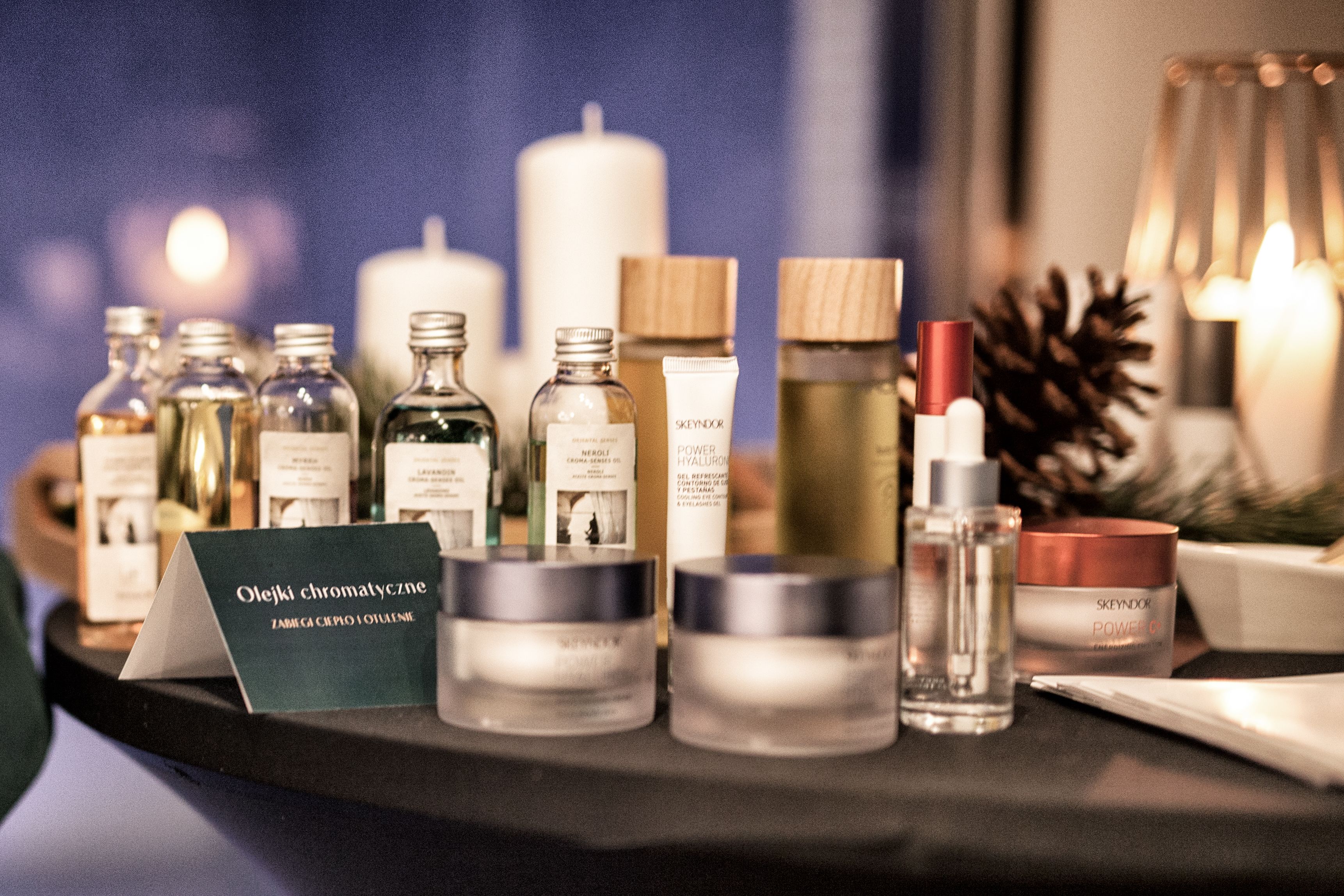 hot tub, steam room, body treatments, aromatherapy, hot stone massages