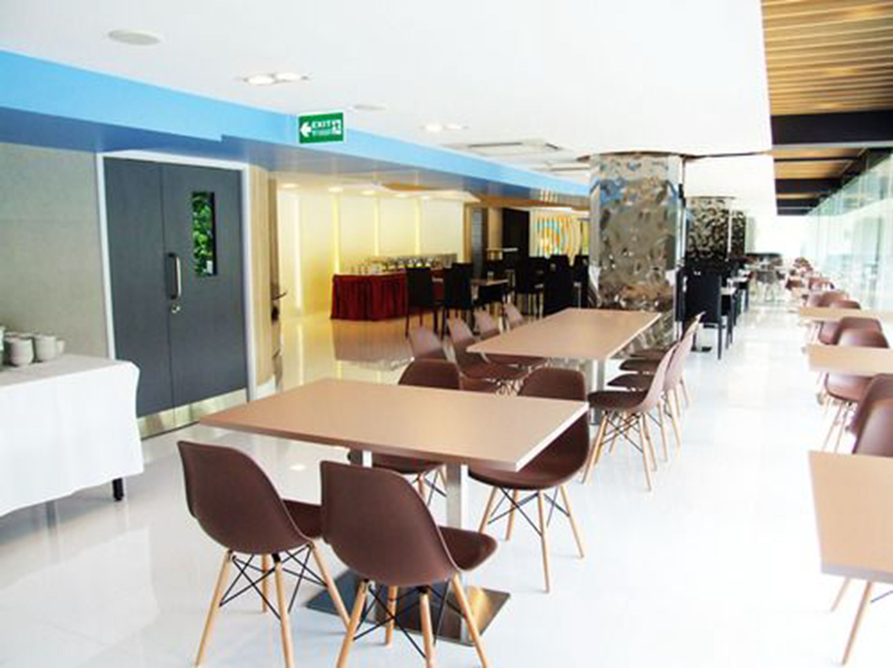 Photo - Grand Tower Inn Sathorn Bangkok