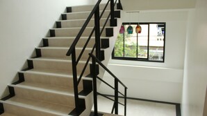 Staircase - Don Mueang Airport Modern Bangkok Hotel (Bangkok)