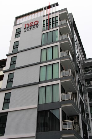 Mặt tiền nơi lưu trú