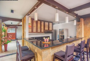 Bar (en el alojamiento)