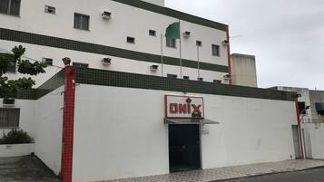 Fachada da propriedade