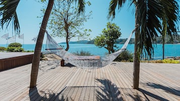 Family Sea View on 2 nd floor | 客房景觀