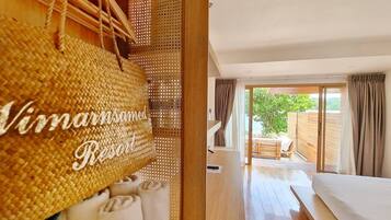 Family Sea View on 2 nd floor | 迷你吧、遮光窗簾/窗簾、免費 Wi-Fi、床單