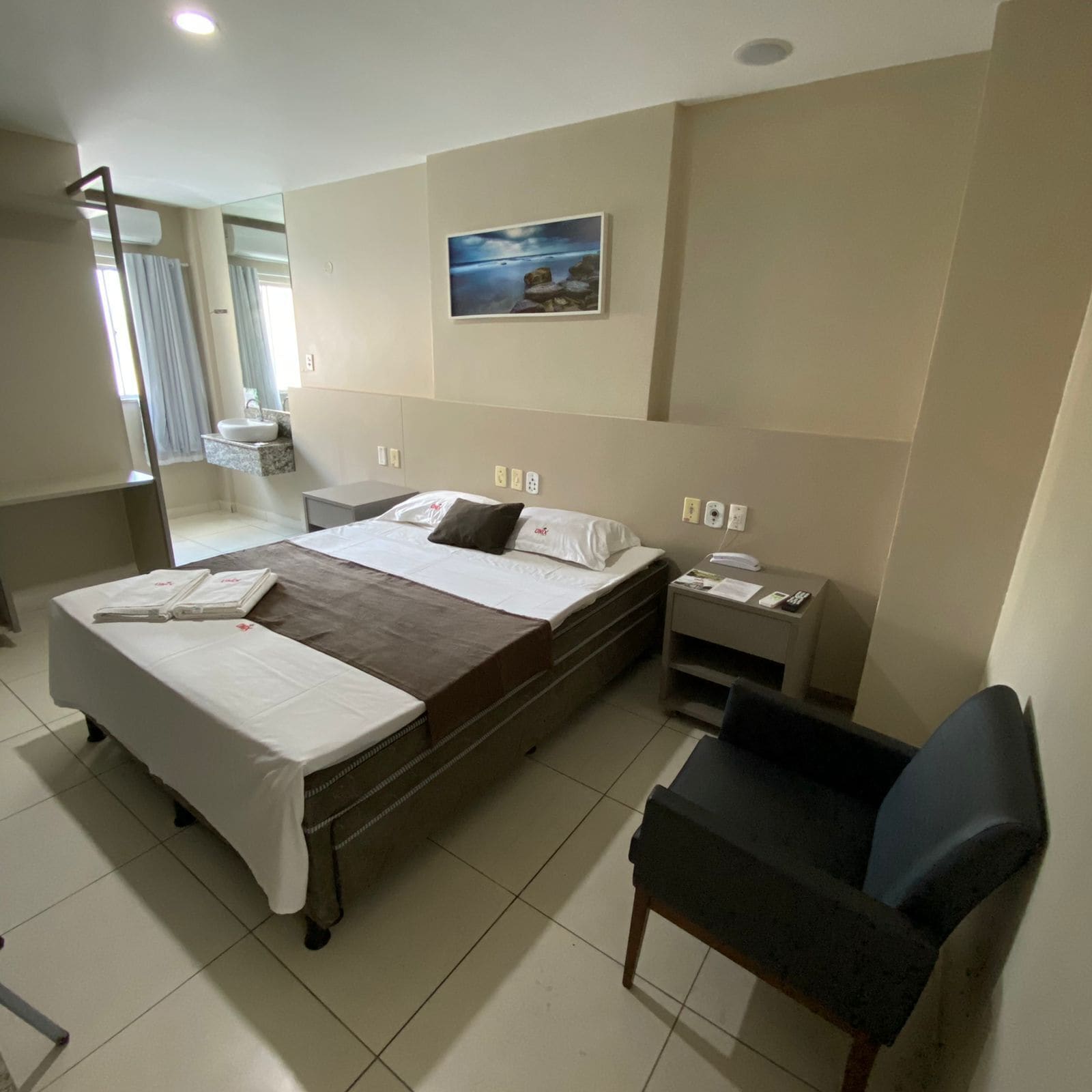 单人房 | 迷你吧、免费 WiFi、床单、轮椅无障碍