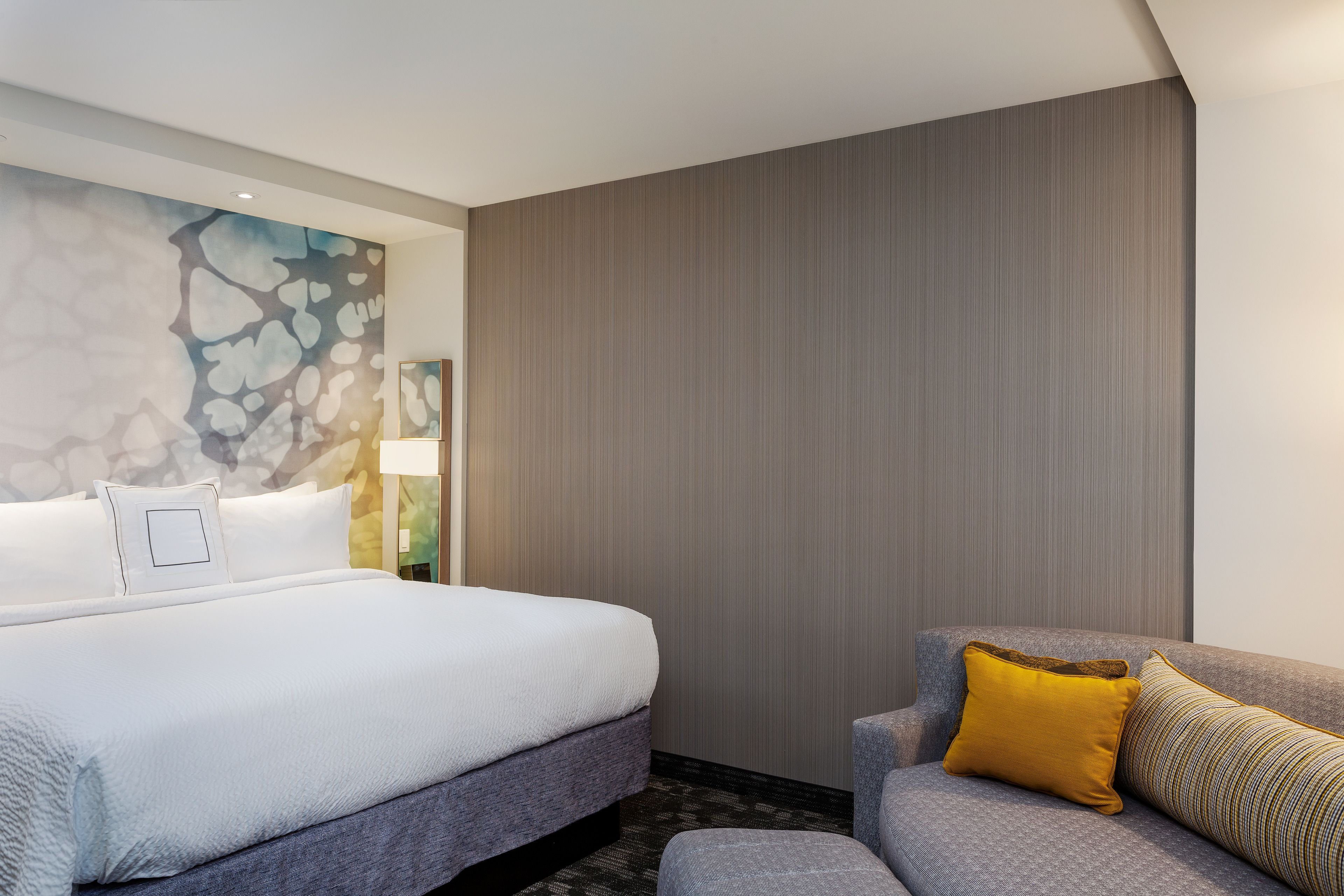 Suite, 1 habitación | Caja fuerte, escritorio, espacio para trabajar con un portátil