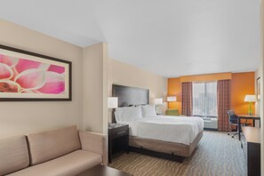 Suíte, 1 cama King e sofá-cama (Wet Bar) | Escrivaninha, espaço de trabalho para notebook