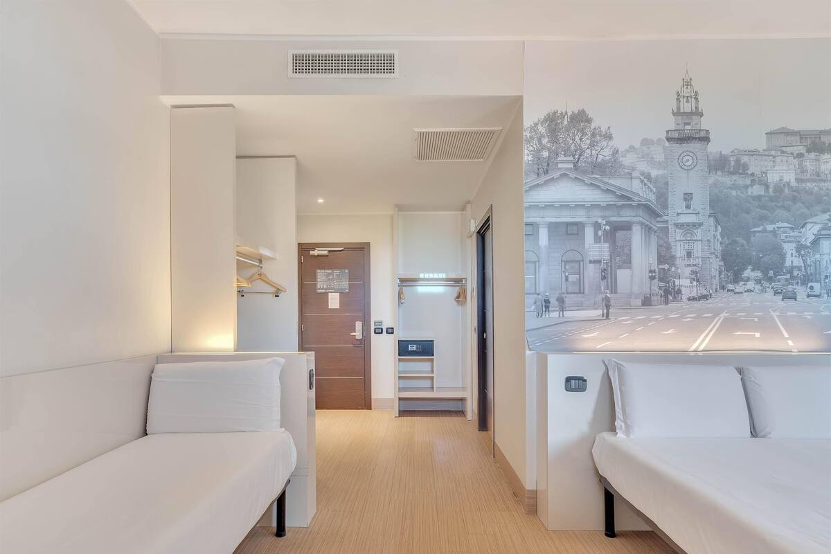 Dreibettzimmer
