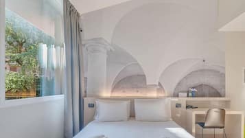 In-room safe, desk, blackout drapes, free WiFi