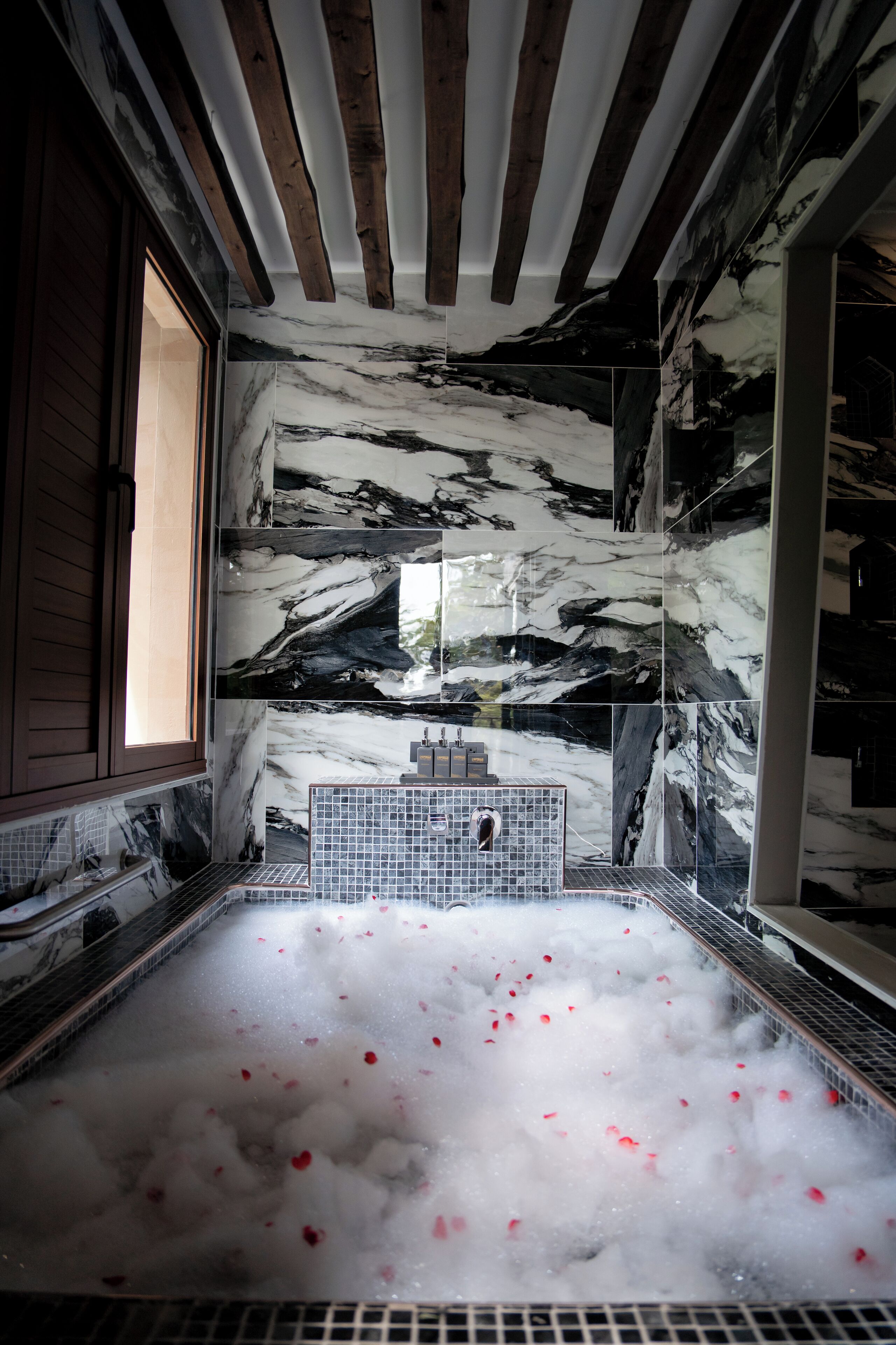 1 bedroom, minibar, in-room safe, free wifi