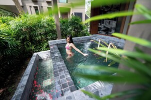 Suite Pool Stone | 迷你吧、客房内保险箱、免费 WiFi、床单
