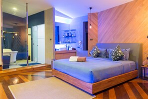 Suite Ocean Front | Minibar, in-room safe, free WiFi, bed sheets - Ao Cho Grandview Hideaway Resort (Rayong)