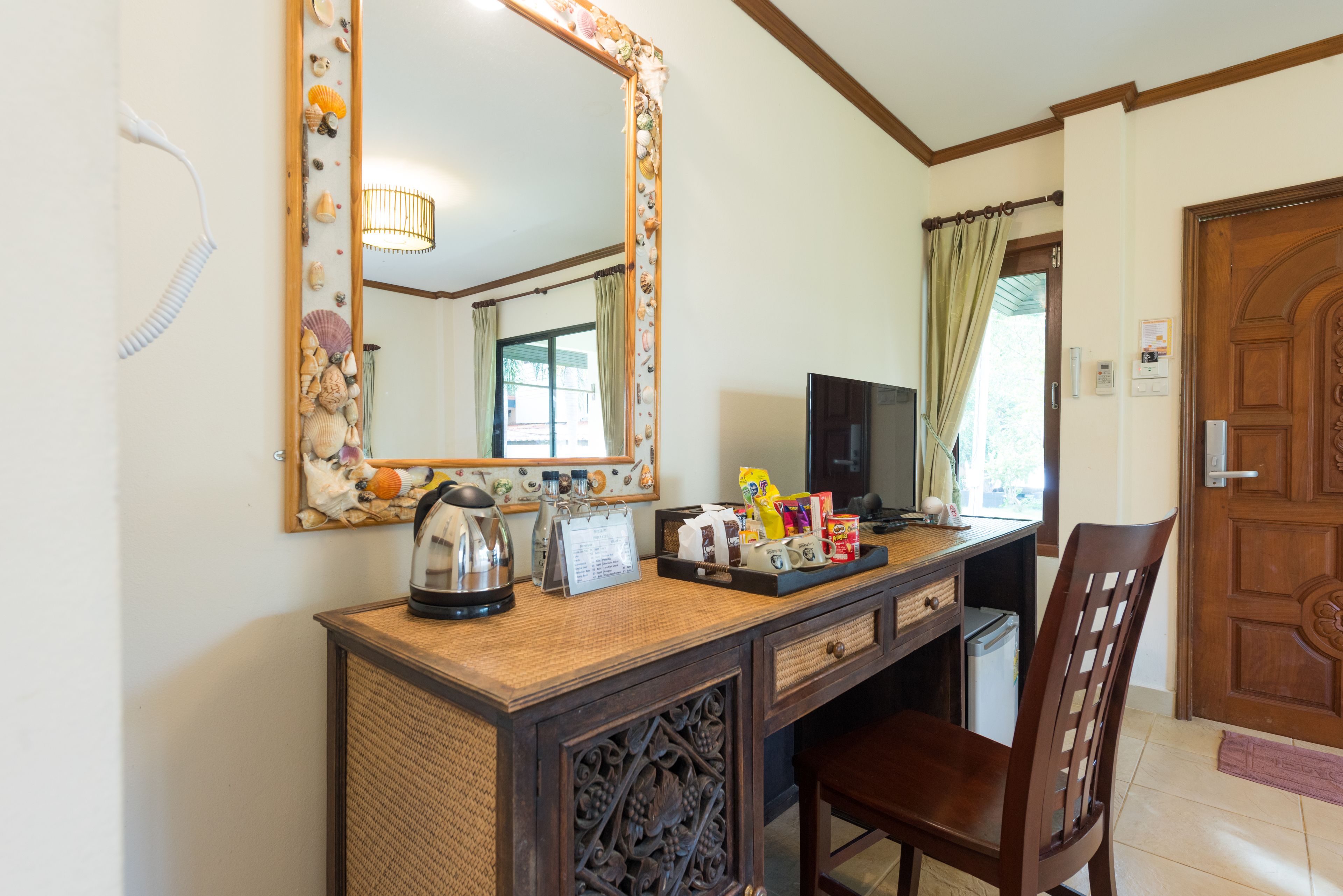 superior room | 1 bedroom, minibar, in-room safe, free wifi