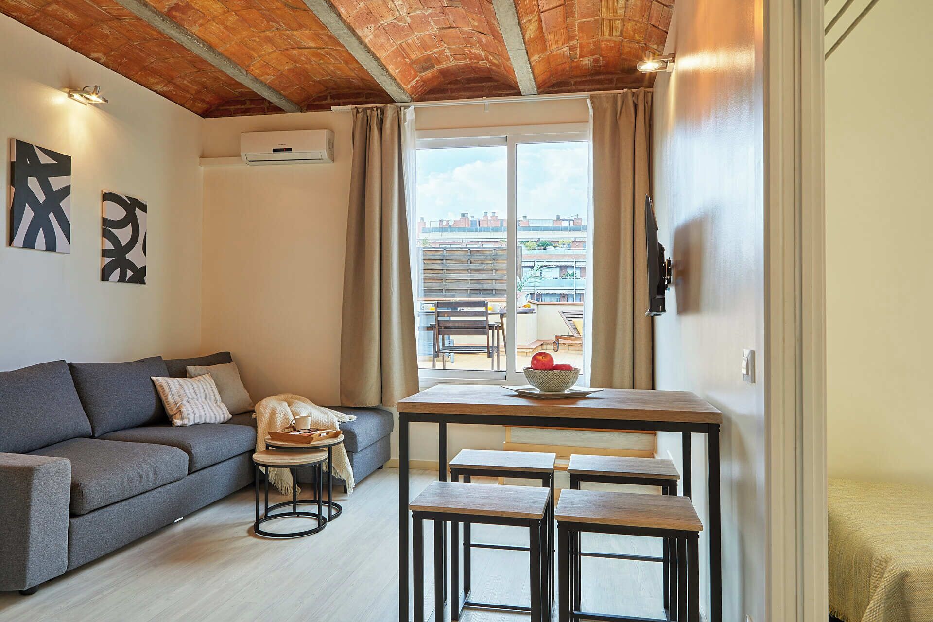 Comfort Penthouse, 2 Bedrooms (1052) | Living area | Flat-screen TV