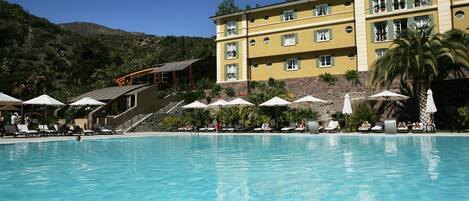 Indoor pool, outdoor pool