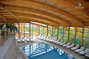 Indoor pool, outdoor pool - Termas Jahuel Hotel & Spa (Santa Maria)