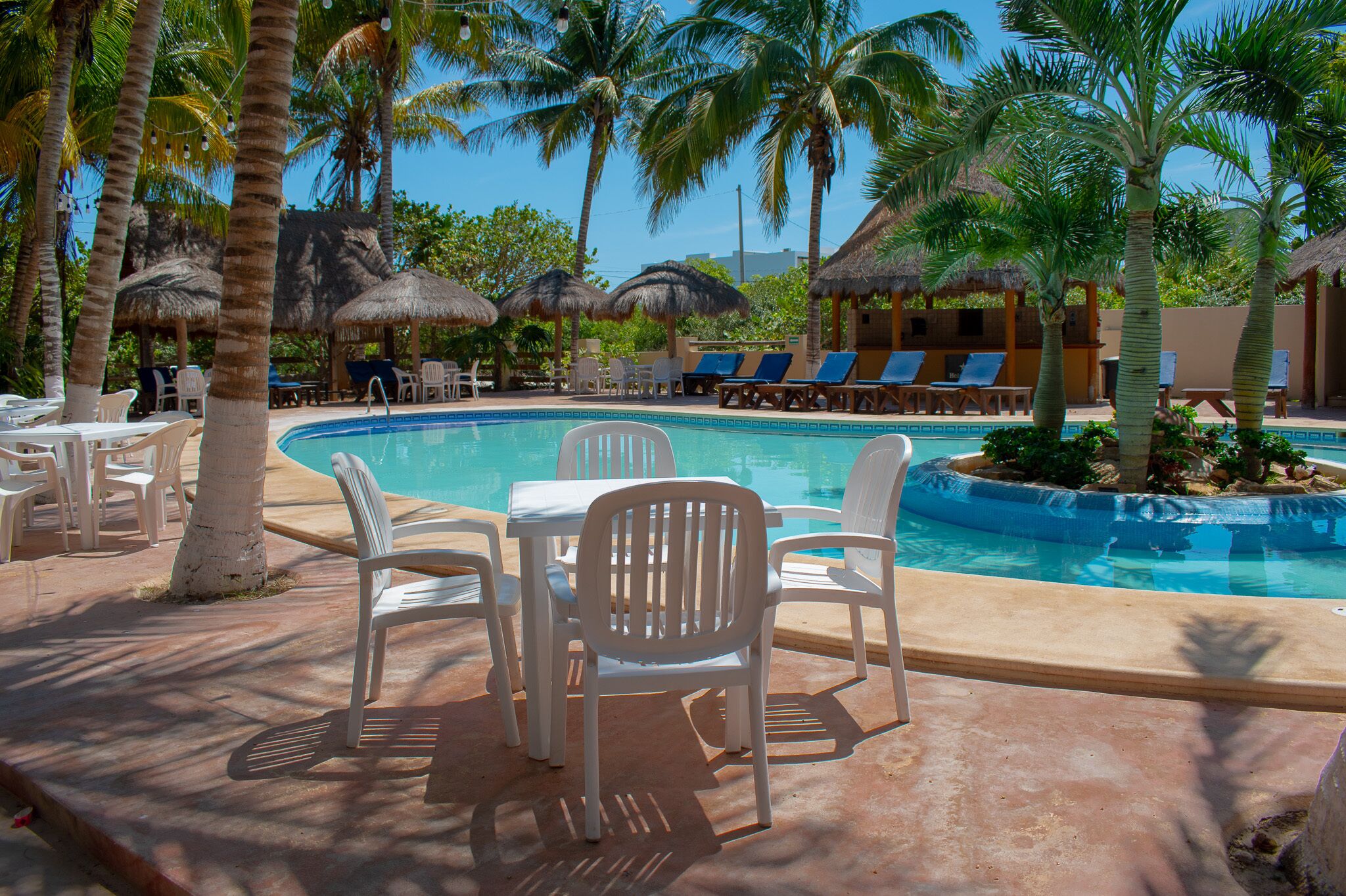 2 outdoor pools, open 8:00 am to 9:00 pm, pool loungers