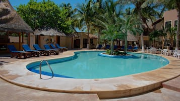 2 outdoor pools, open 8:00 AM to 9:00 PM, sun loungers