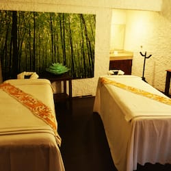 Trattamenti per il corpo, massaggi con le pietre calde
