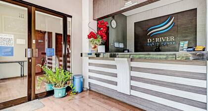 D'River Guesthouse