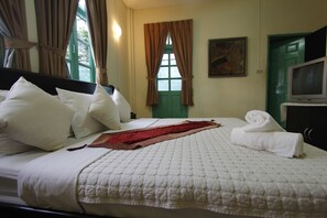 Superior Triple Room with Balcony | Literie de qualité supérieure, matelas mémoire de forme