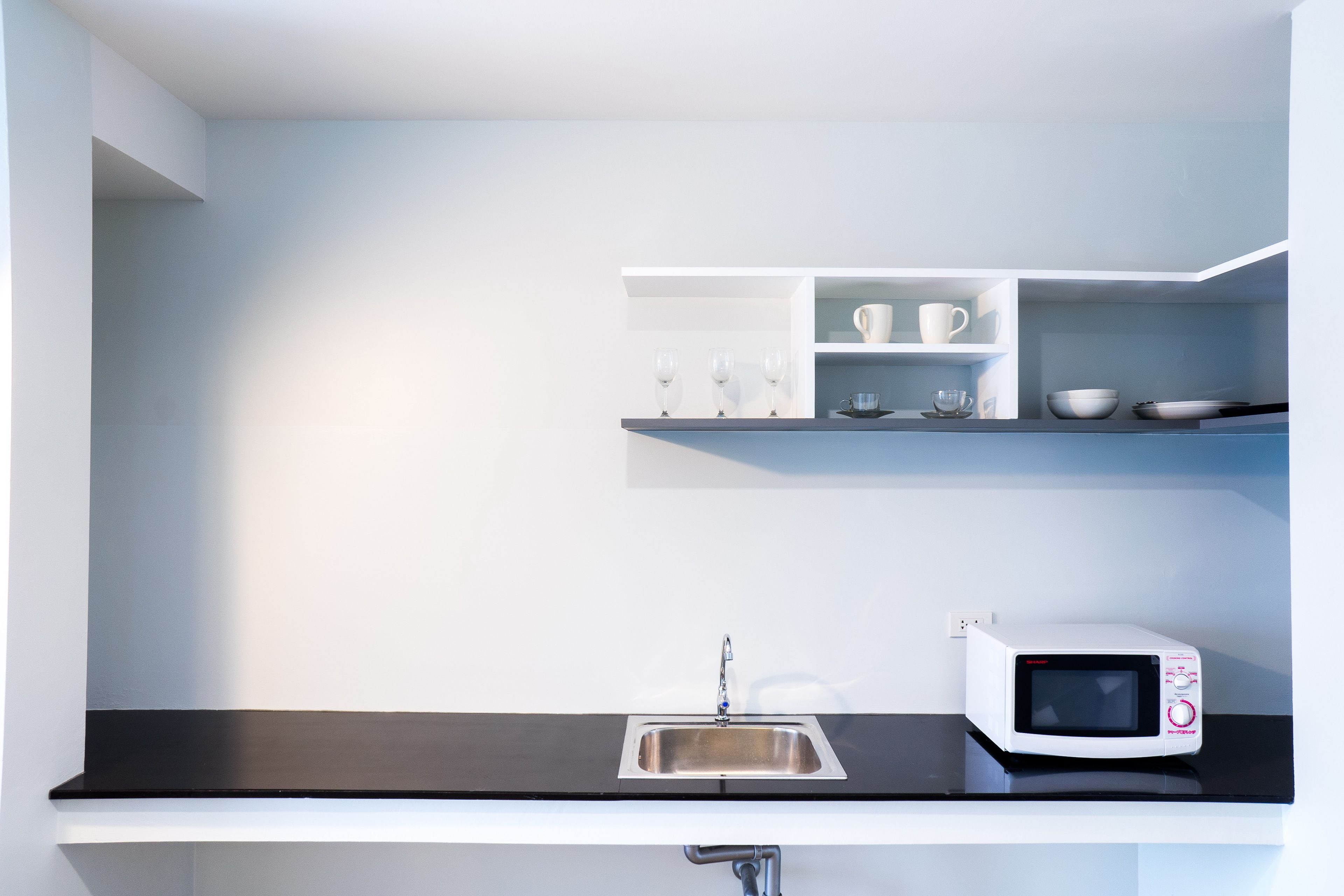 executive room | private kitchenette | full-sized fridge, microwave