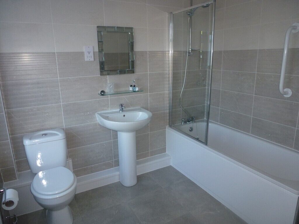 executive double room, 1 king bed | 1 bedroom, iron/ironing board, free wifi, bed sheets