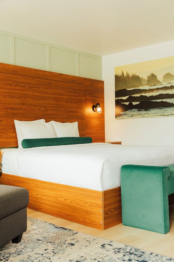 Deluxe kamer, 1 kingsize bed | Een bureau, een laptopwerkplek, verduisterende gordijnen, gratis wifi