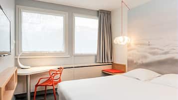 1 habitación, ropa de cama de alta calidad y escritorio