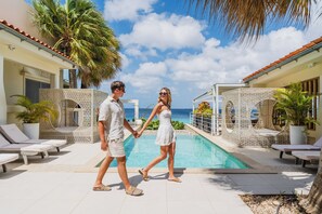 Outdoor pool, free cabanas, sun loungers - Boutique Hotel Bougainvillea (Kralendijk)