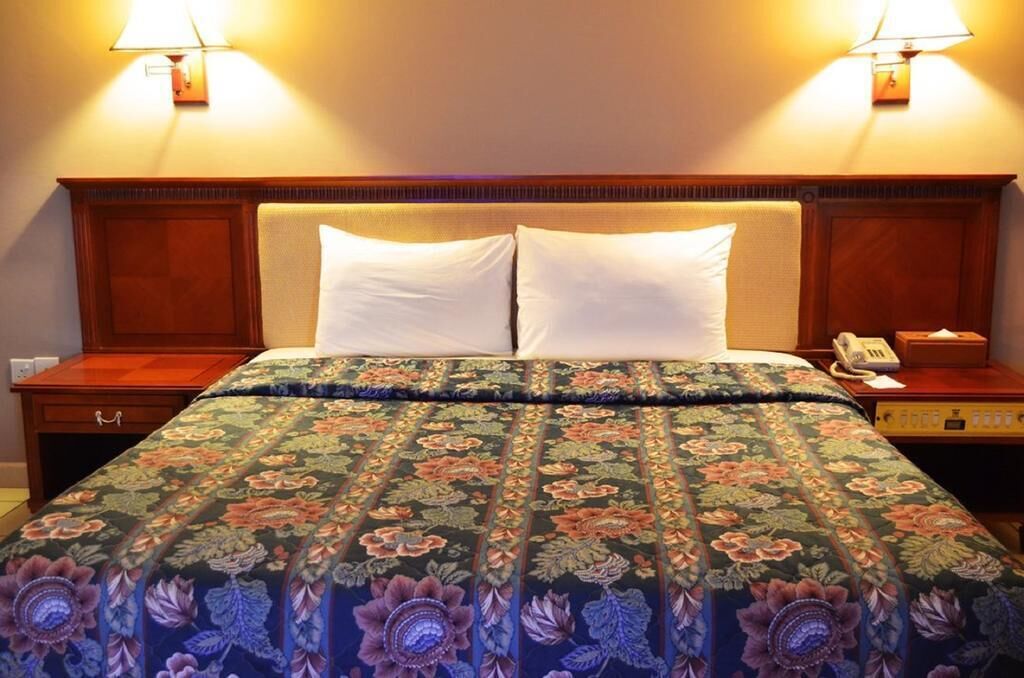 Minibar, in-room safe, iron/ironing board (on request)