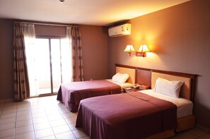 Habitació amb dos llits individuals | Vista des de l'habitació