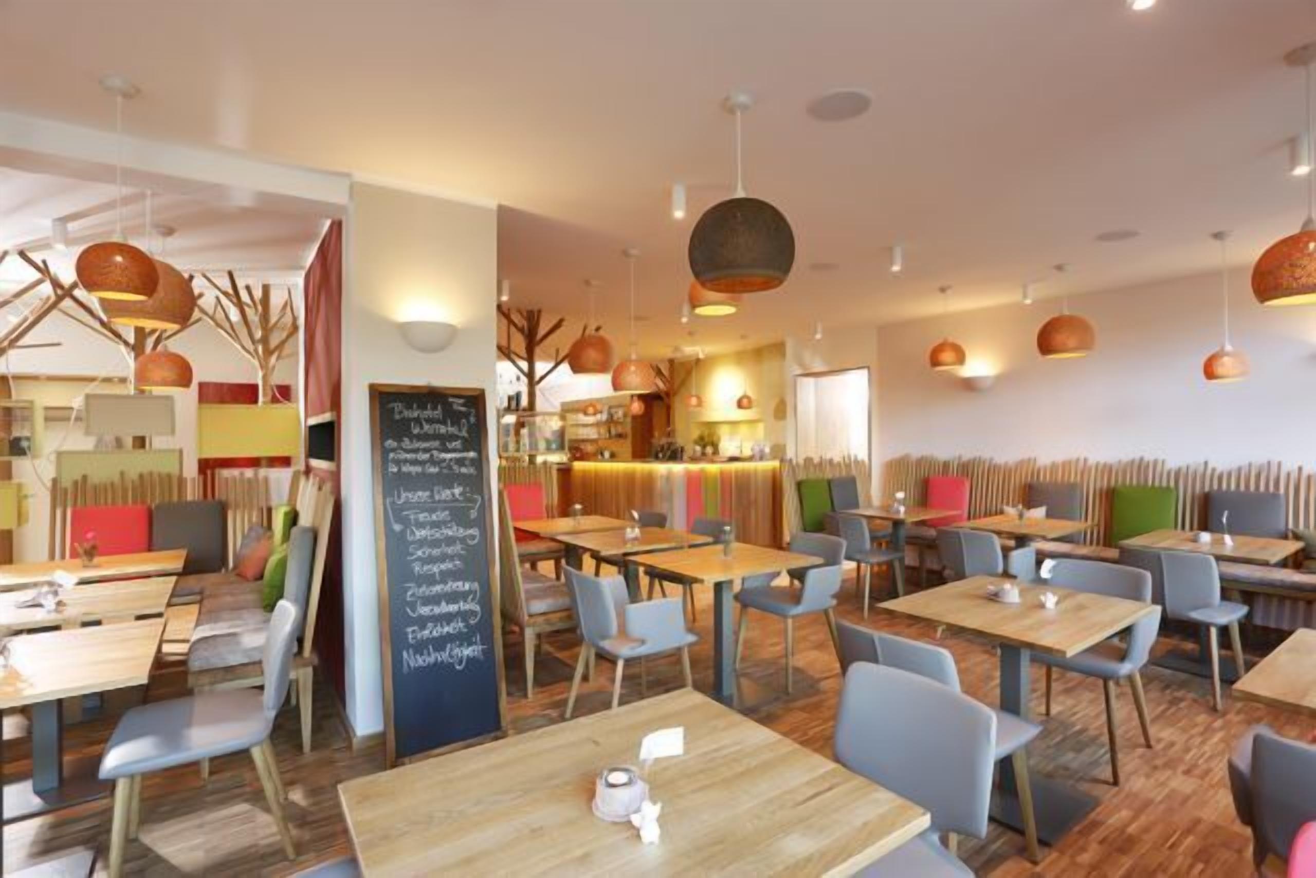 breakfast, lunch, dinner served; german cuisine, garden views