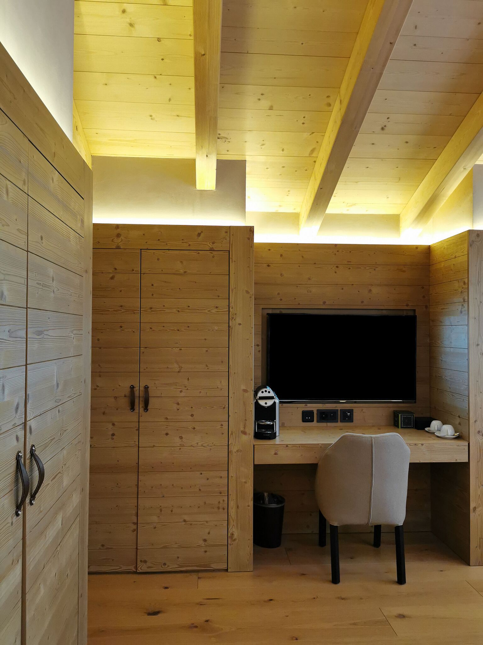 penthouse | egyptian cotton sheets, premium bedding, select comfort beds