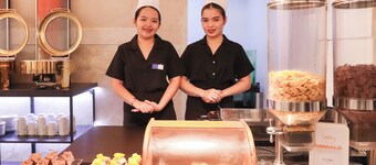 Hotel DreamWorld North EDSA